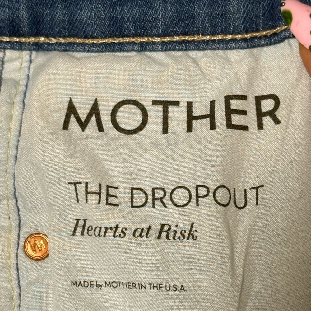 MOTHER “the dropout” Distressed Denim Women Shorts size 8. - Picture 4 of 5